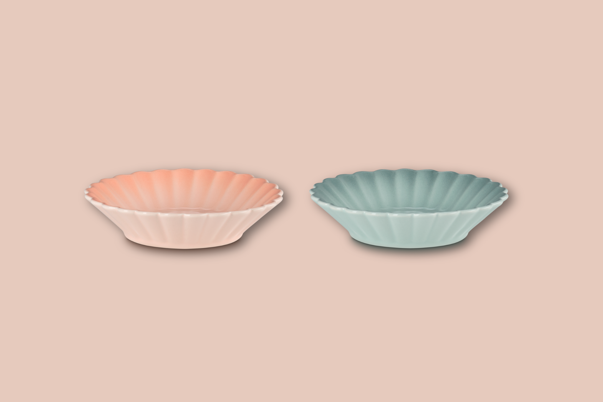 Le Creuset Set of 2 Gerbera Plates